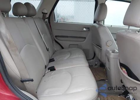 2008 Mercury Mariner V6 z USA, uszkodzony, nr VIN 4M2CU81178KJ17656